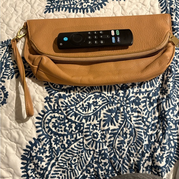 Fossil Tan Leather Clutch - Picture 6 of 8